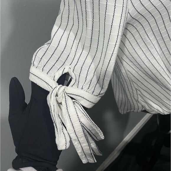 BCBGeneration Blouse - Picture 5 of 8